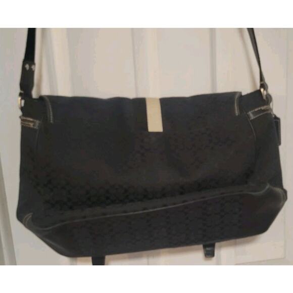 COACH SIGNATURE VOYAGER BLACK CROSS BODY MESSENGER BAG AUTHENTIC - Picture 11 of 14